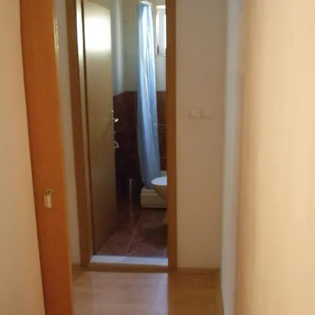 And Marsic Guest house Zaostrog